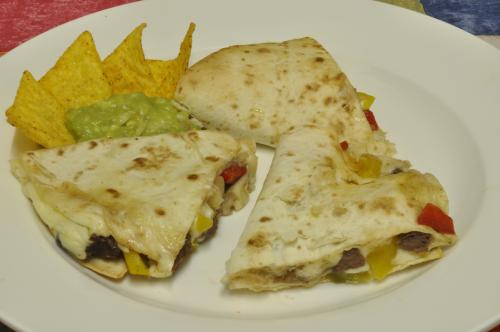 Tortily QUESADILLA s omáčkou Quacamole – Snadné Mexiko recept, zvládnete za 45 - 60 minut